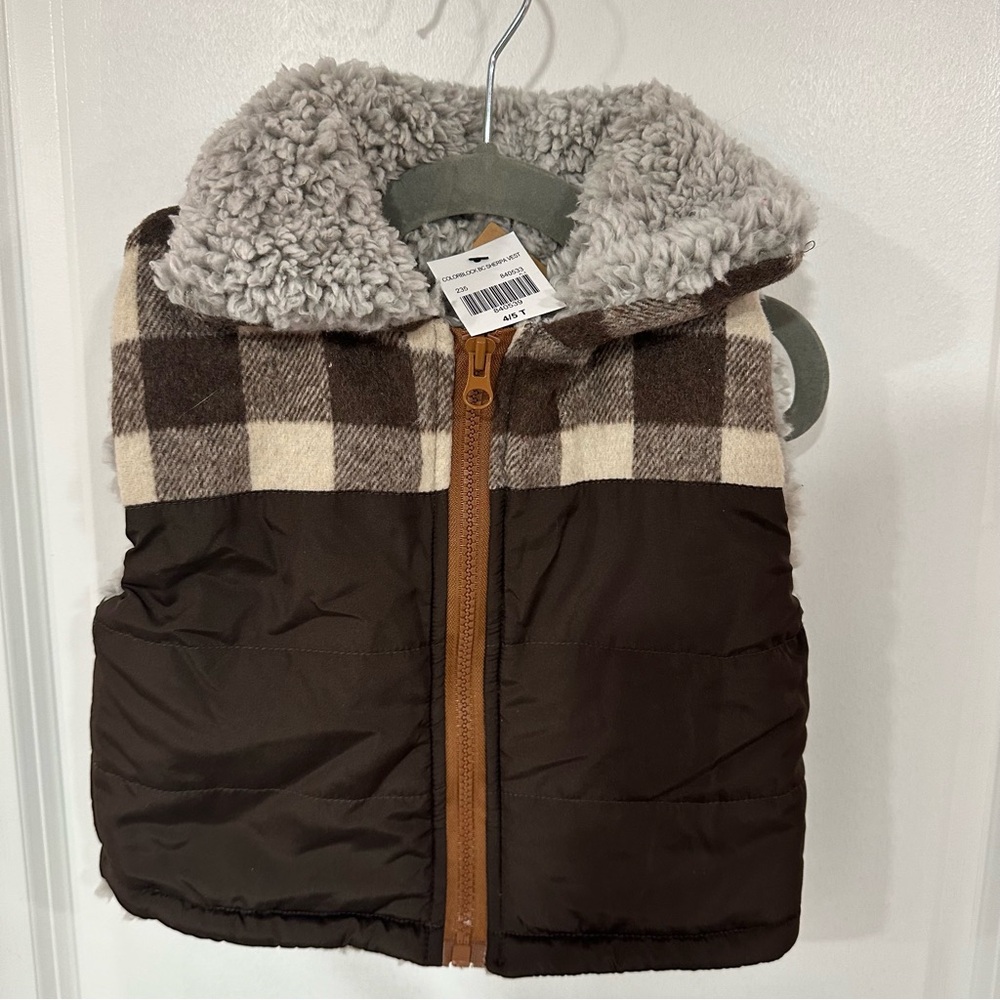 NWT Toddler size 4T/5T Sherpa faux fur vest